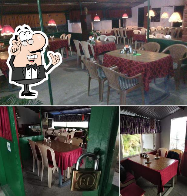 Check out how Unity Bistro Pizza House looks inside