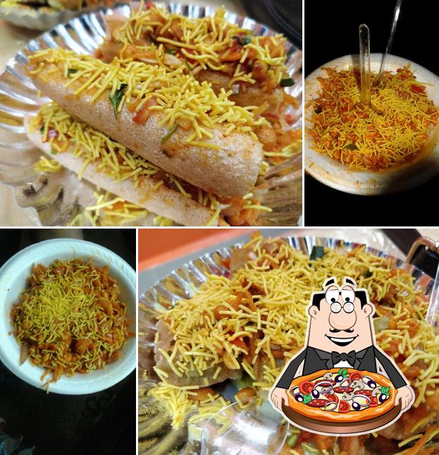 Get pizza at Chintu Chit Chat Center