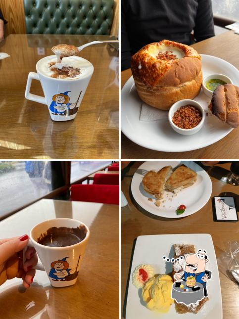 Comida em Casa da Velha Bruxa