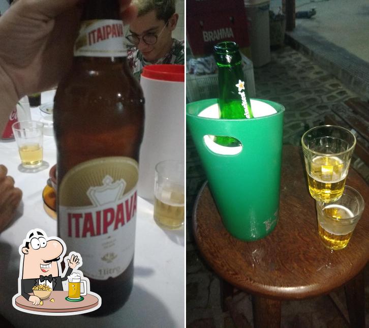 Peça uma tulipa de cerveja leve ou escura