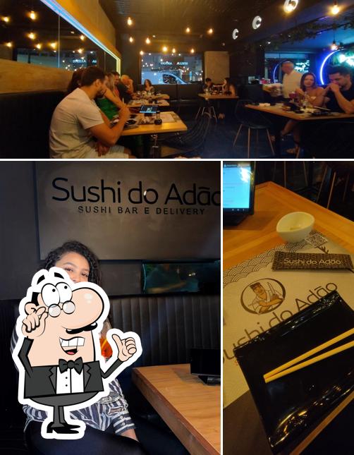 O interior do Sushi do Adão