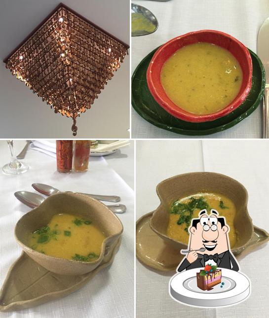 Bolo de chocolate em Sesc Mangaba Restaurante