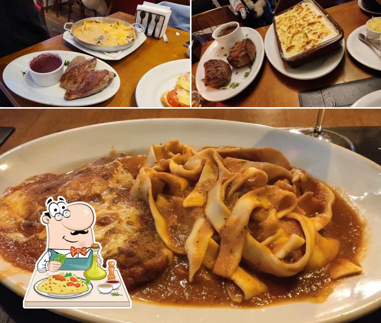 Comida em Cantina Dom João II