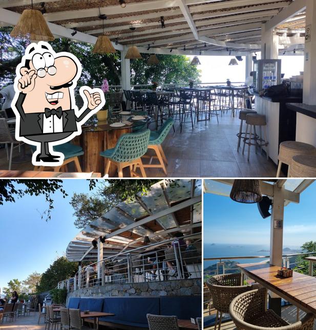 O interior do Clássico Sunset Club Urca