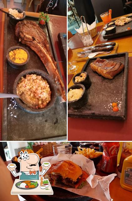 Sanduíche de carne de porco desfiada em Churrascaria Tomahawk Steakhouse em Paraty, Especialidade Carnes Nobres, À la carte, Drinks, Parrilhada, Pizzas, Aperitivos