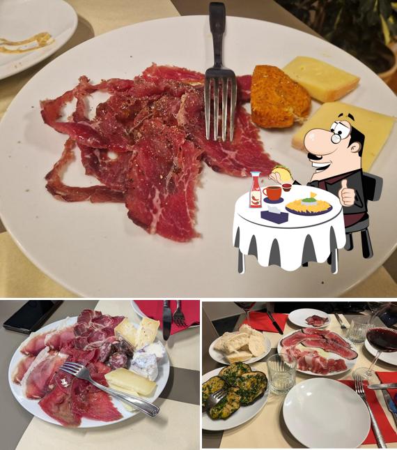 Piatto di formaggi al DEGUSTIBUS Ancona caffetteria • enoteca • degusteria