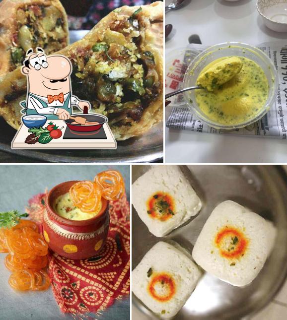 Chicken curry at Vividham Sweets And Dryfruits