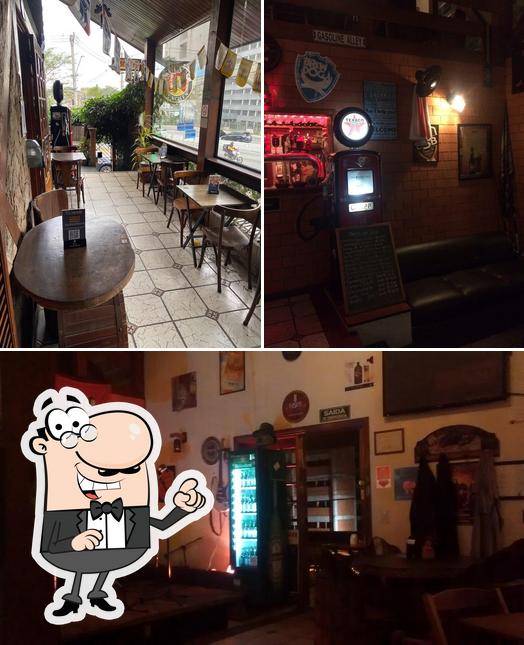 O interior do Tchê Café