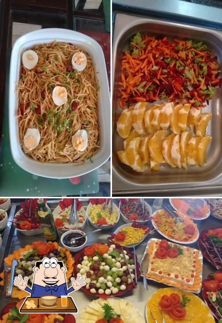 Platos en Refeitório Quitutes Caseiros