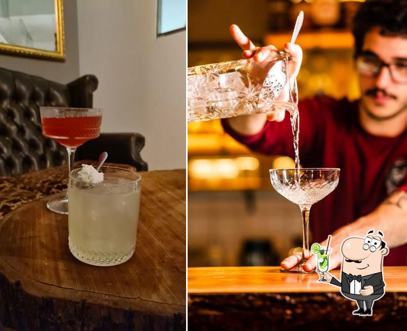 Desfrute de um drinque no Joio Cocktail Bar