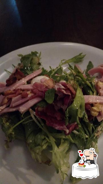 Capricciosa serve uma escolha de sobremesas