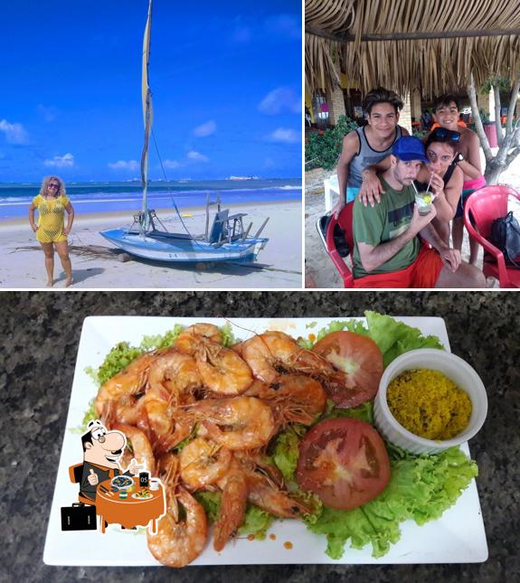 Consiga diversos refeições de frutos do mar servidos no Porto Pirata