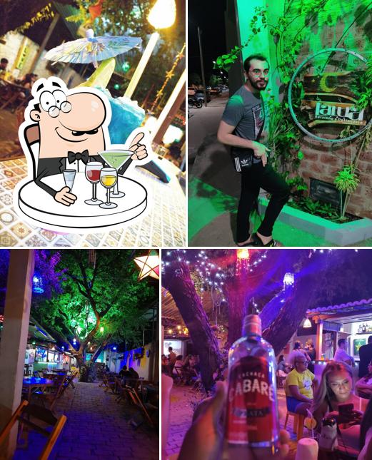 O LaLua - Bar & Petiscaria serve álcool