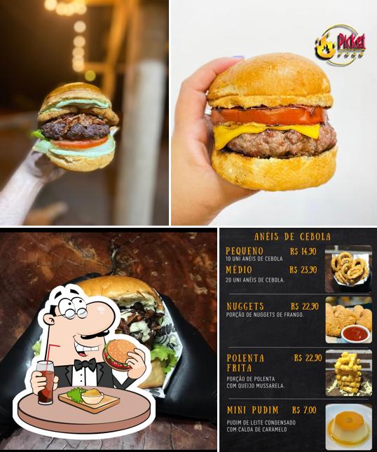 Experimente um hambúrguer no PICKET FOOD - HAMBURGUER ARTESANAL ASSADO NA BRASA