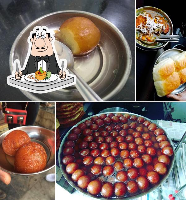 Meals at Mahadev Patis wala