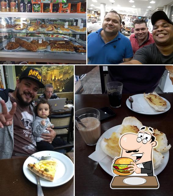 Os hambúrgueres do Padaria Nova Pilar Azul irão saciar uma variedade de gostos