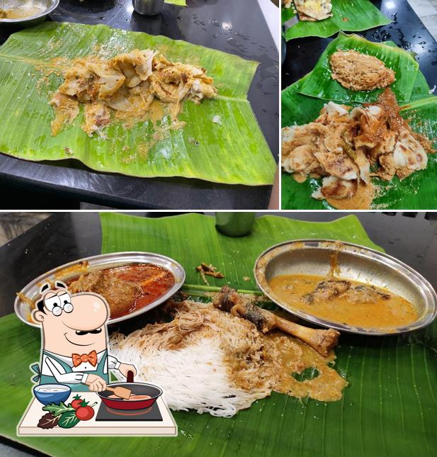 Chicken curry at Periyar Sulthan Unavagam