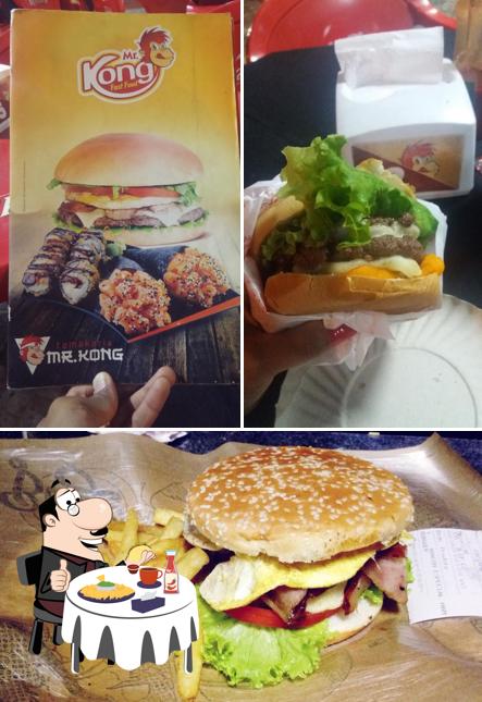 Consiga um hambúrguer no Mr Kong Fast Food
