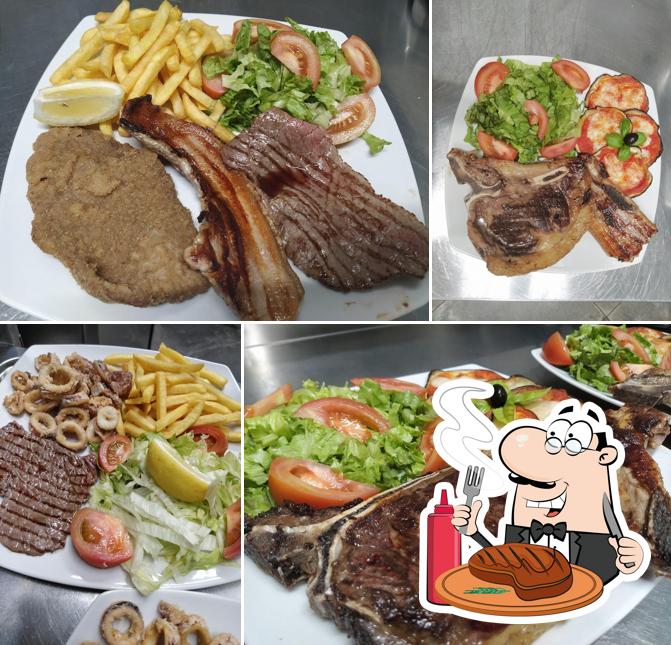 C'è un'ampia selezione di piatti per gli amanti della carne