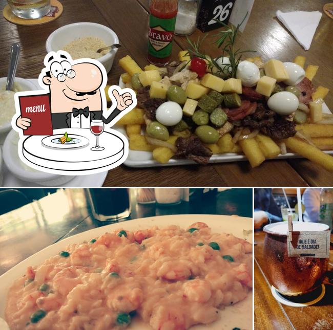 Comida em Bar Imperial