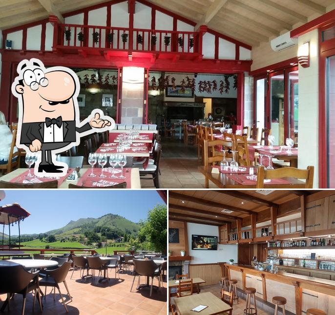 L'intérieur de AUBERGE IPARLA