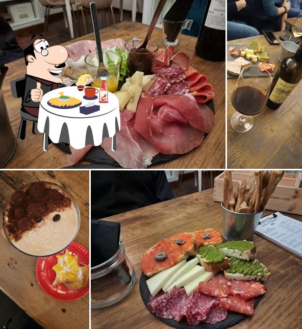 Piatto di formaggi al Cantine di Colombo