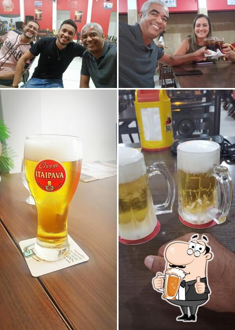 Peça uma tulipa de cerveja leve ou escura