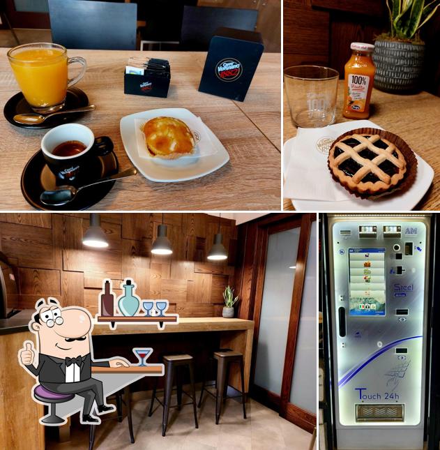 Questa è la foto che mostra la interni e cibo di Bar tabacchi e ricevitoria "La campana di vetro"