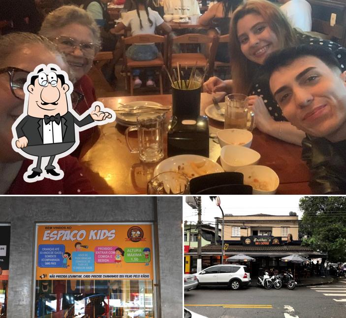 O interior do Brother's Espetaria Rodízio tudo incluso em Santos