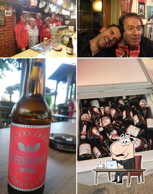 Voici la photo indiquant la intérieur et boire sur Zum Bieberer Berg