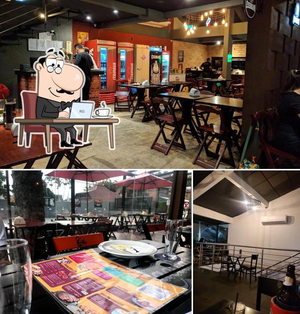 Veja imagens do interior do Varanda Espetinhos