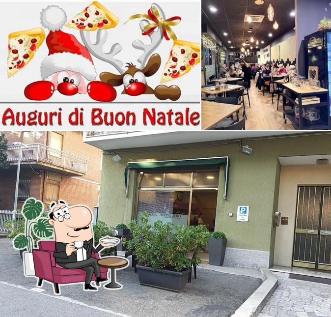 Siediti a un tavolo di Pizzeria DoppioZero