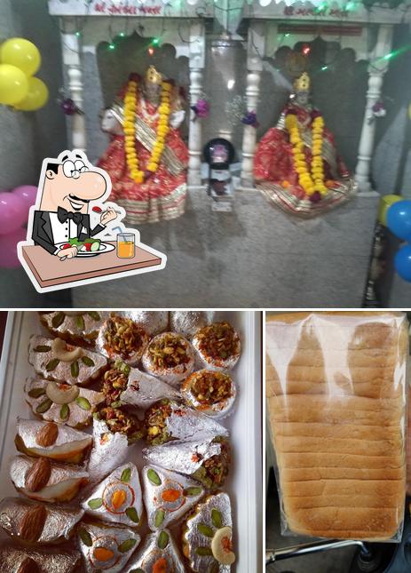 Food at Manish Sweets