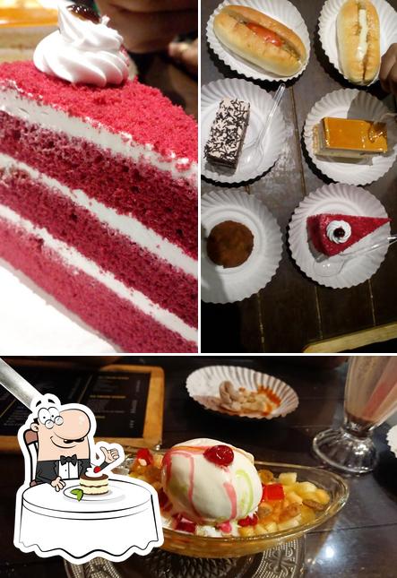 Topnotch Bakers, Chandranagar provides a range of sweet dishes