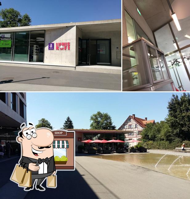 Gli esterni di Lienis Kafi