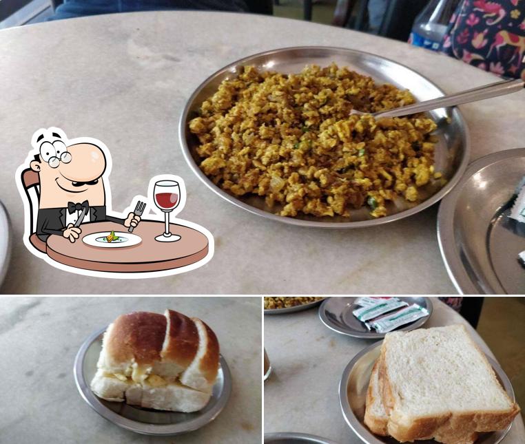 Meals at Vohuman Cafe