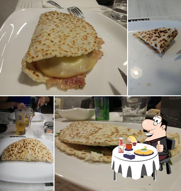 Gli hamburger di Piadineria La Piada di Via Giardini potranno soddisfare i gusti di molti