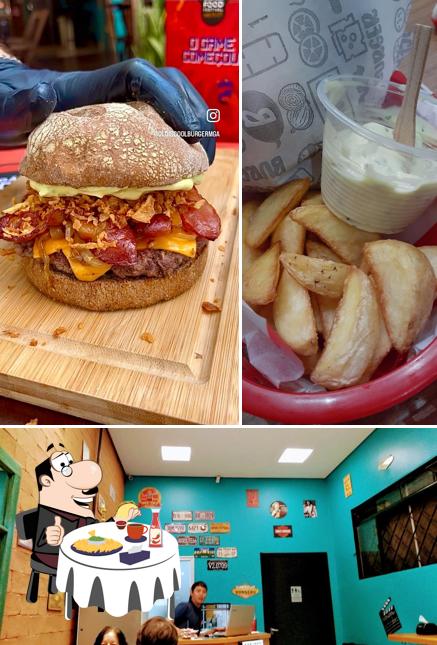 Hambúrguer em Old Is Cool Burger