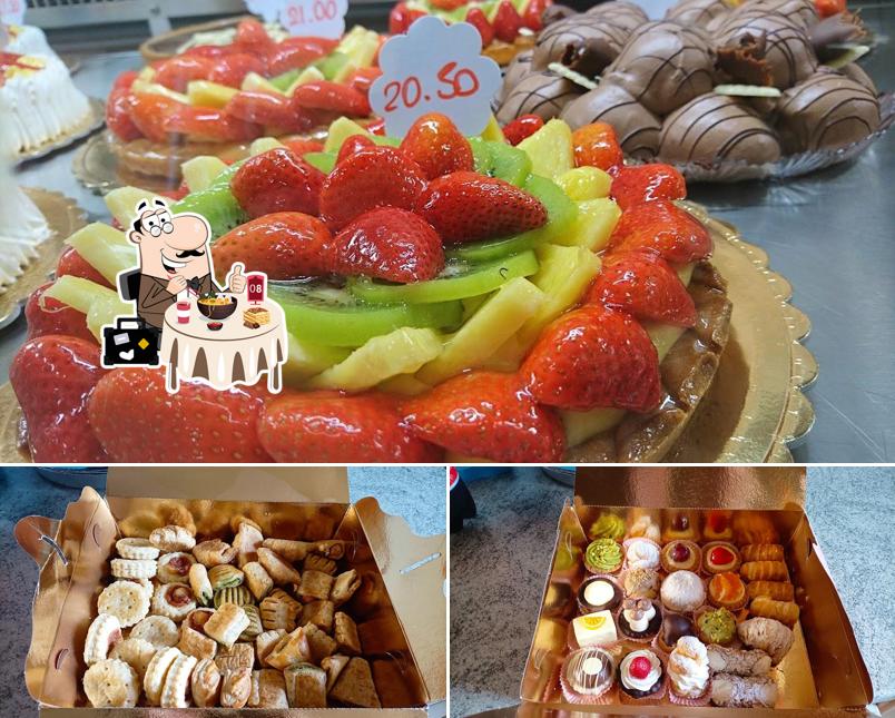 Platti al Dolciaria Dorit