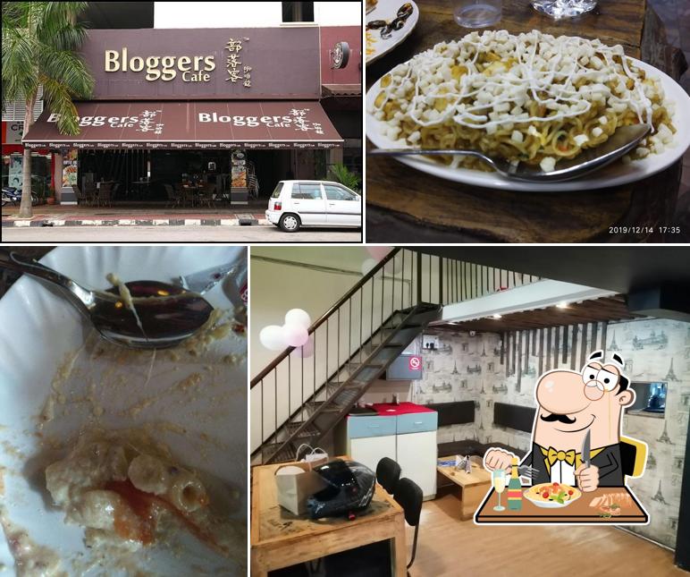 Food at Bloggers Cafe & Restaurant