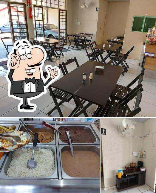 Dê uma olhada a foto ilustrando interior e comida no Cantinho da Marmita Restaurante