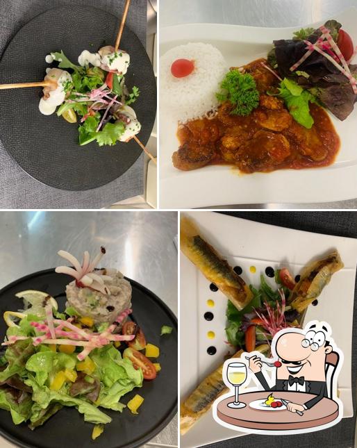 Nourriture à Restaurant Les Baies Rouges