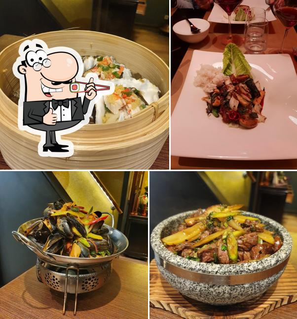 Yi Jiang Nan • Restaurant