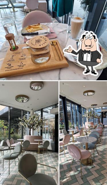 Siediti a un tavolo di Magnolia Slastice Kaptol Centar