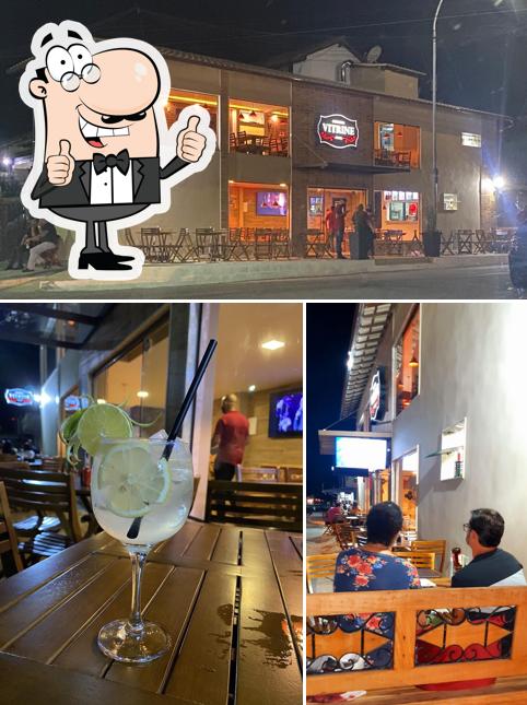 Look at this photo of VITRINE