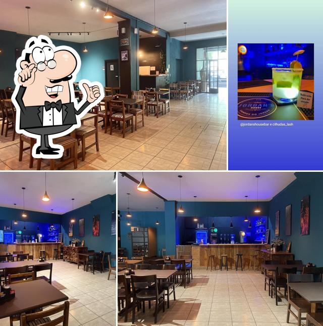 O interior do Jordans House Bar