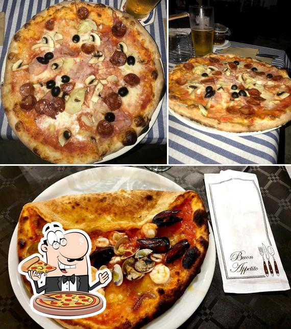 Scegli tra le svariate varianti di pizza