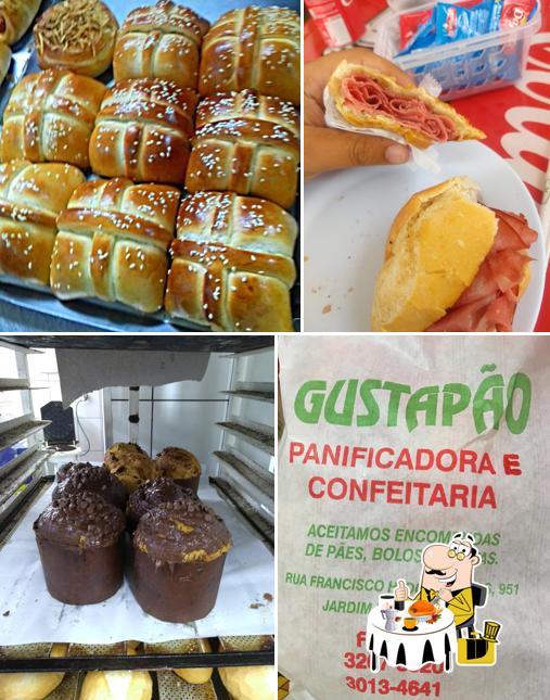 Comida em Padaria Gustapão