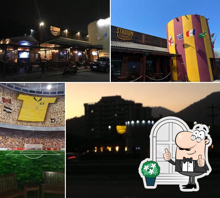 O exterior do Stadium Steakhouse - Barra