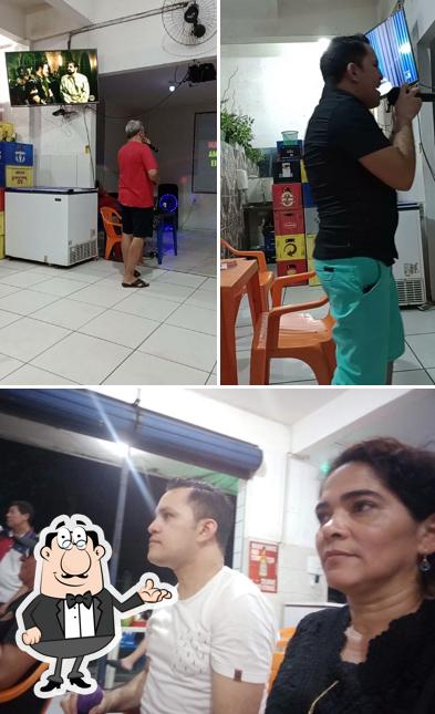 Veja imagens do interior do Bambs Bar e Restaurante